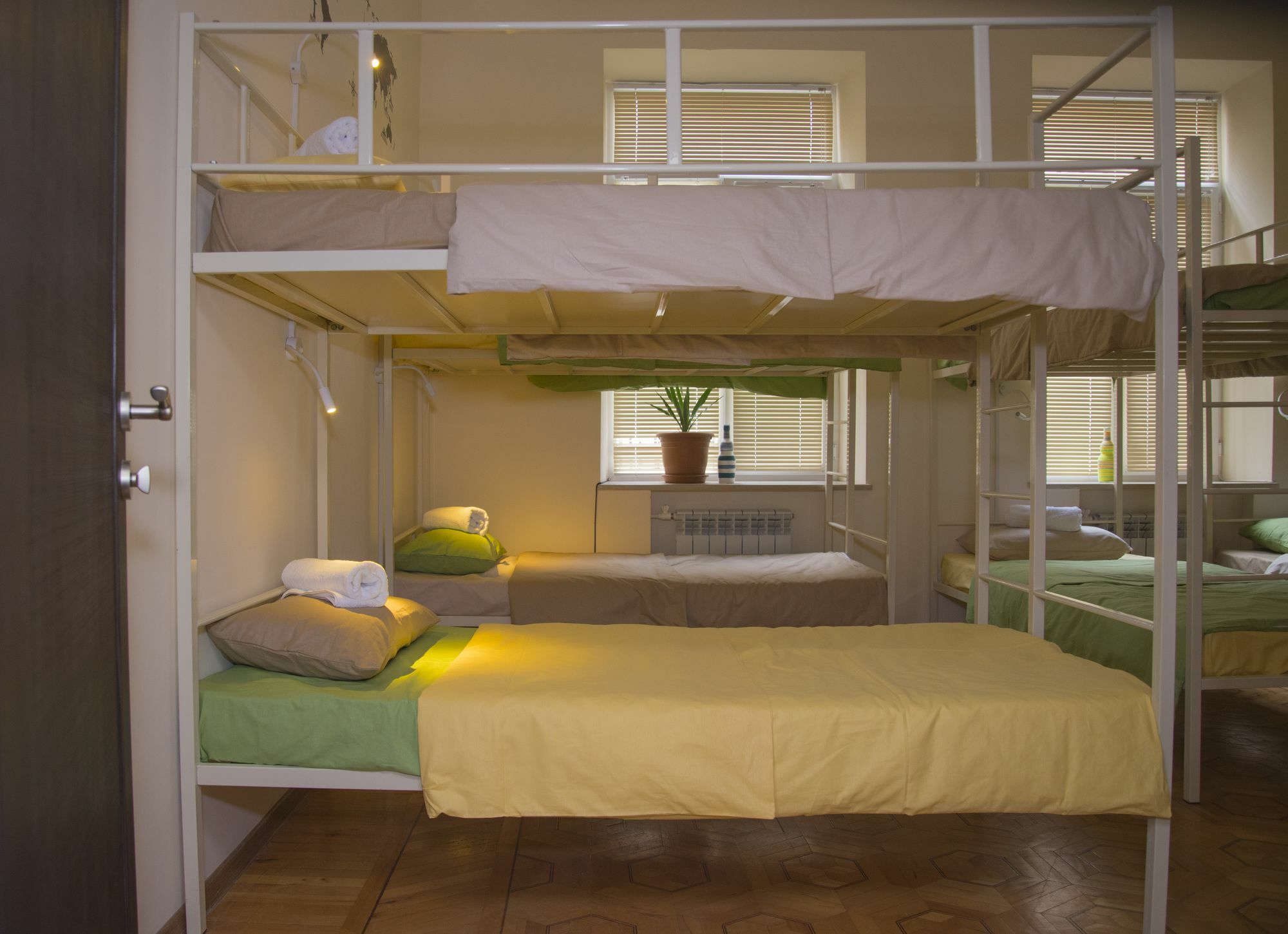 Katun Hostel Yerevan Exterior photo